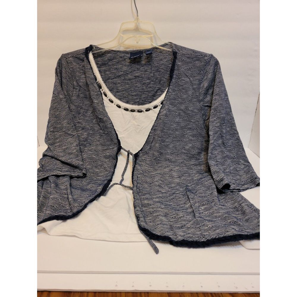 Gloria‎ Vanderbilt faux 2 layer top, plus size 1X, blue/white